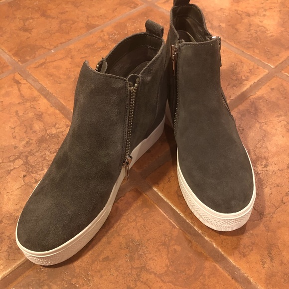 BRAND NEW Grey Steve Madden Wedgies Size 6/7 - Picture 2 of 8